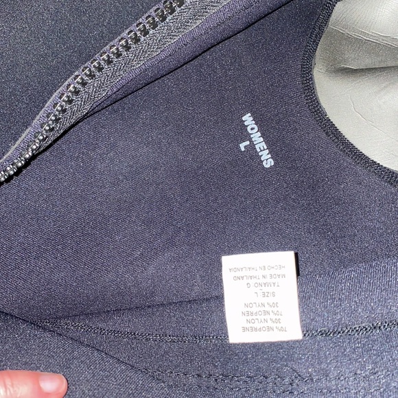 O’Brien wetsuit - Picture 4 of 4